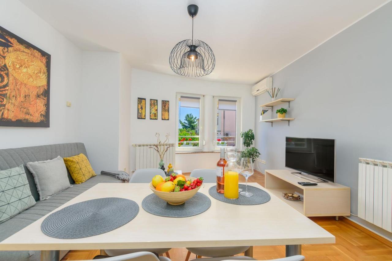 פולה Apartment Vita מראה חיצוני תמונה