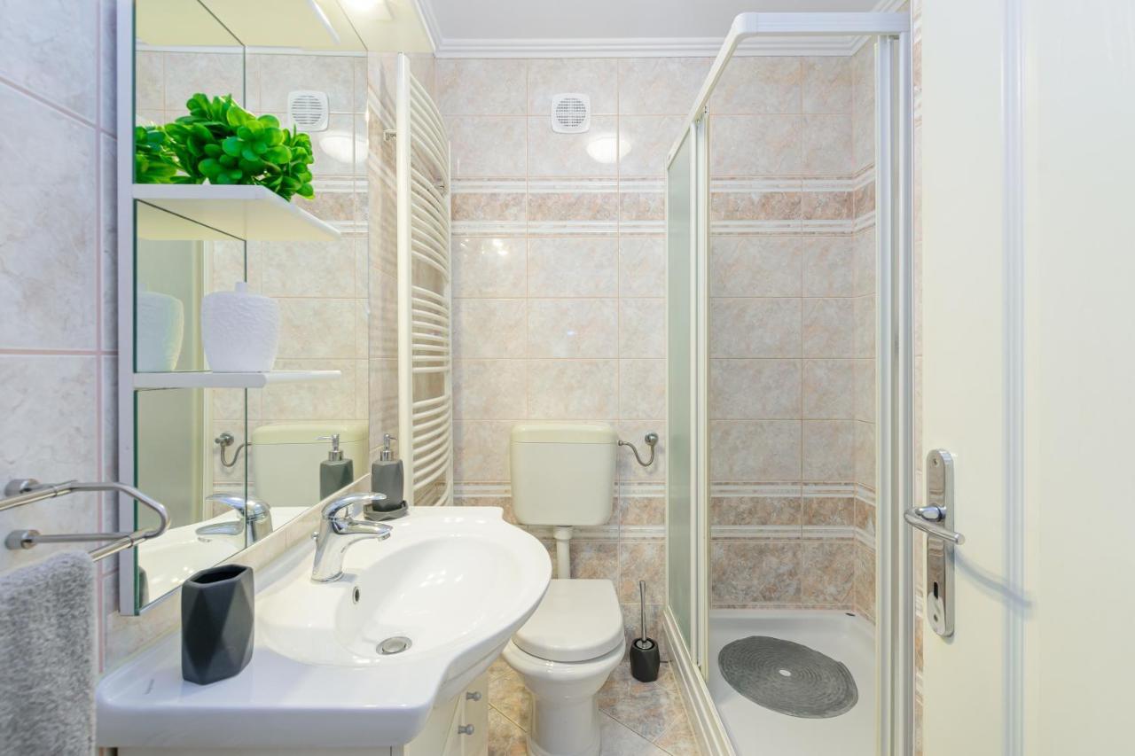 פולה Apartment Vita מראה חיצוני תמונה